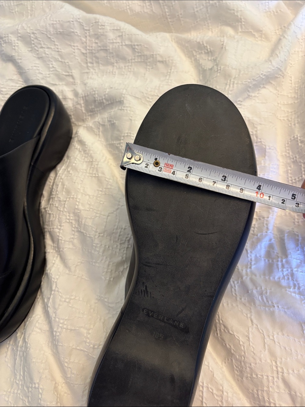 Everlane The Puffa Flatform Leather Clogs
Black Size 10.5 - Picture 13 of 13